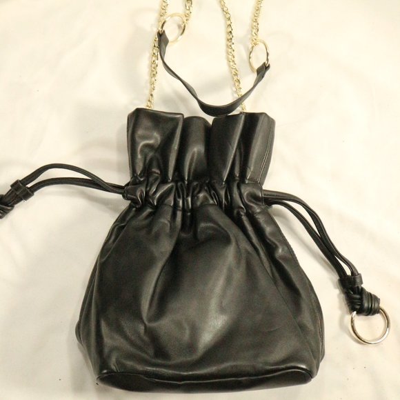 WHO WHAT WEAR Black Vegan Leather Drawstring Bucket Purse NEW - Picture 1 of 8